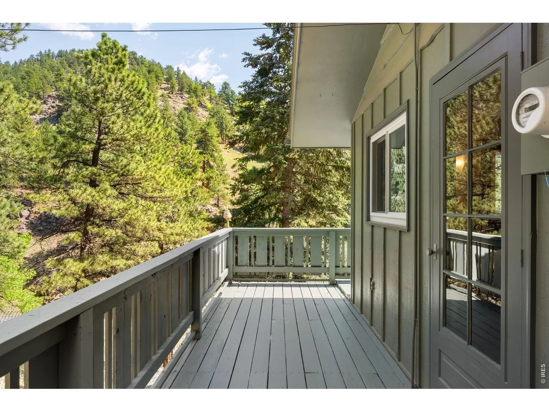 Photo of 1155 Wagonwheel Gap Rd