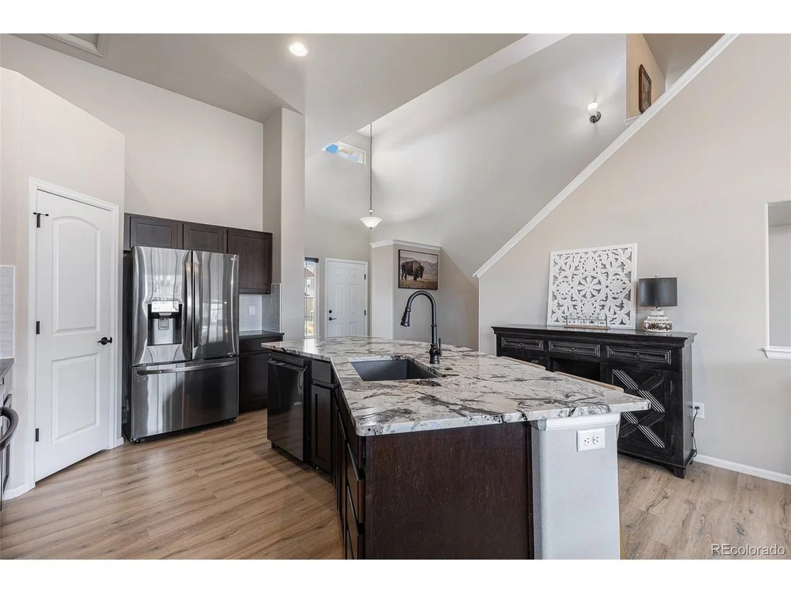 Photo of 1521 Heirloom Dr