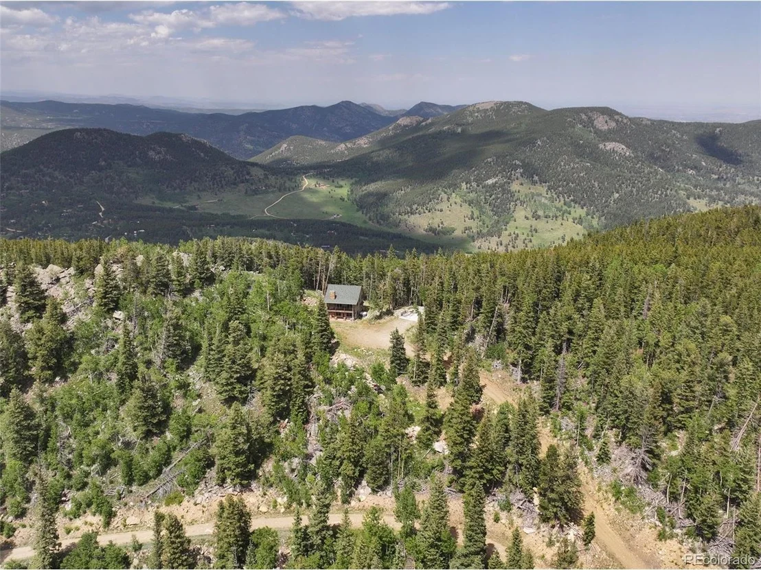 Photo of 1555 Three Peaks Rd
