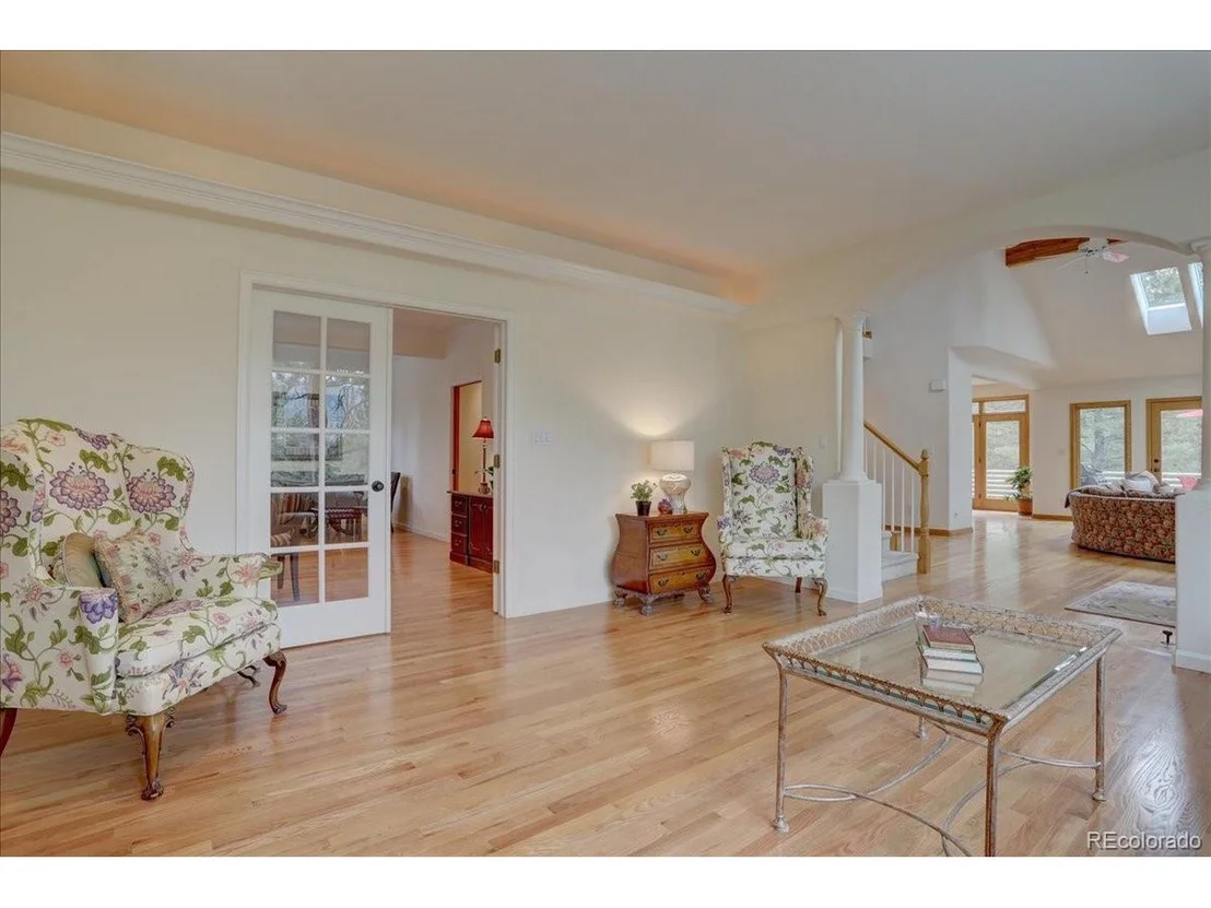 Photo of 1627 Marmot Ln