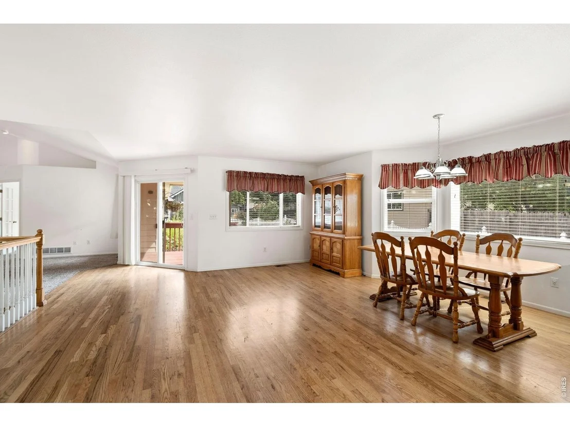 Photo of 910 N 7th Pl