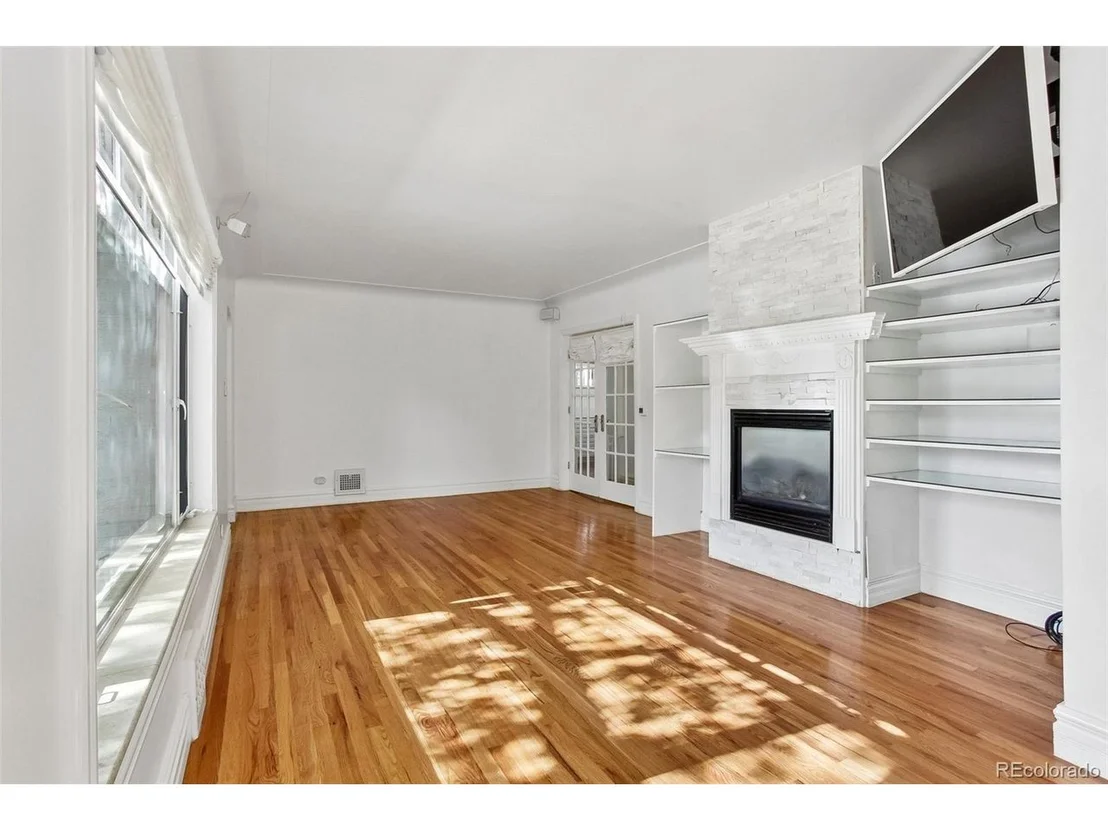 Photo of 345 Grape St