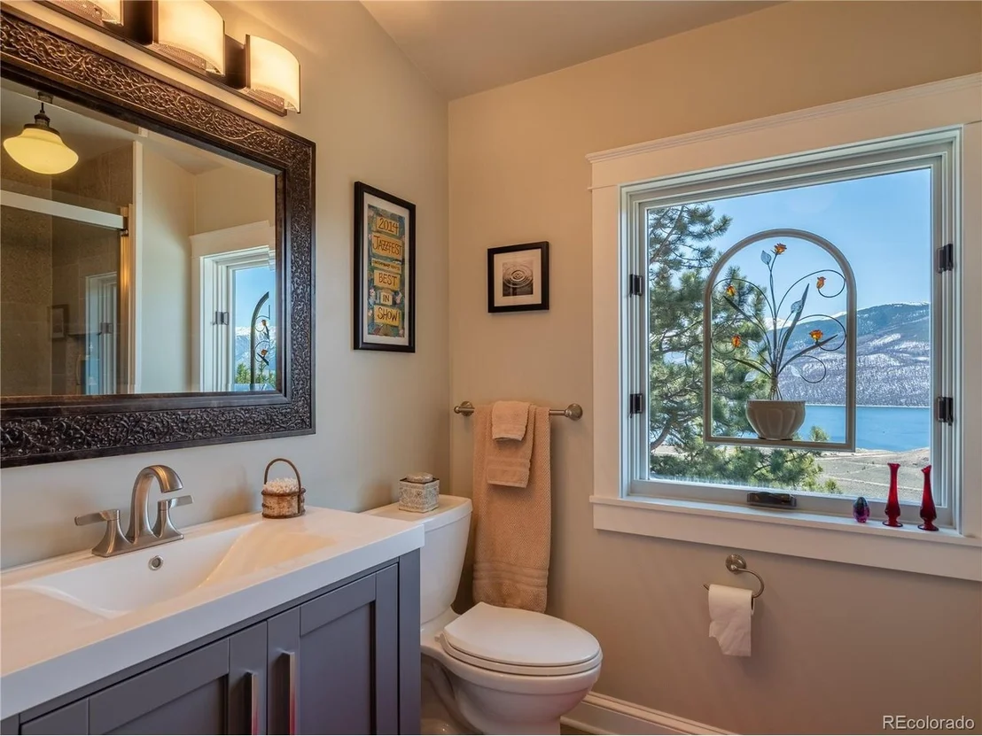 Photo of 48 Mount Hope Dr