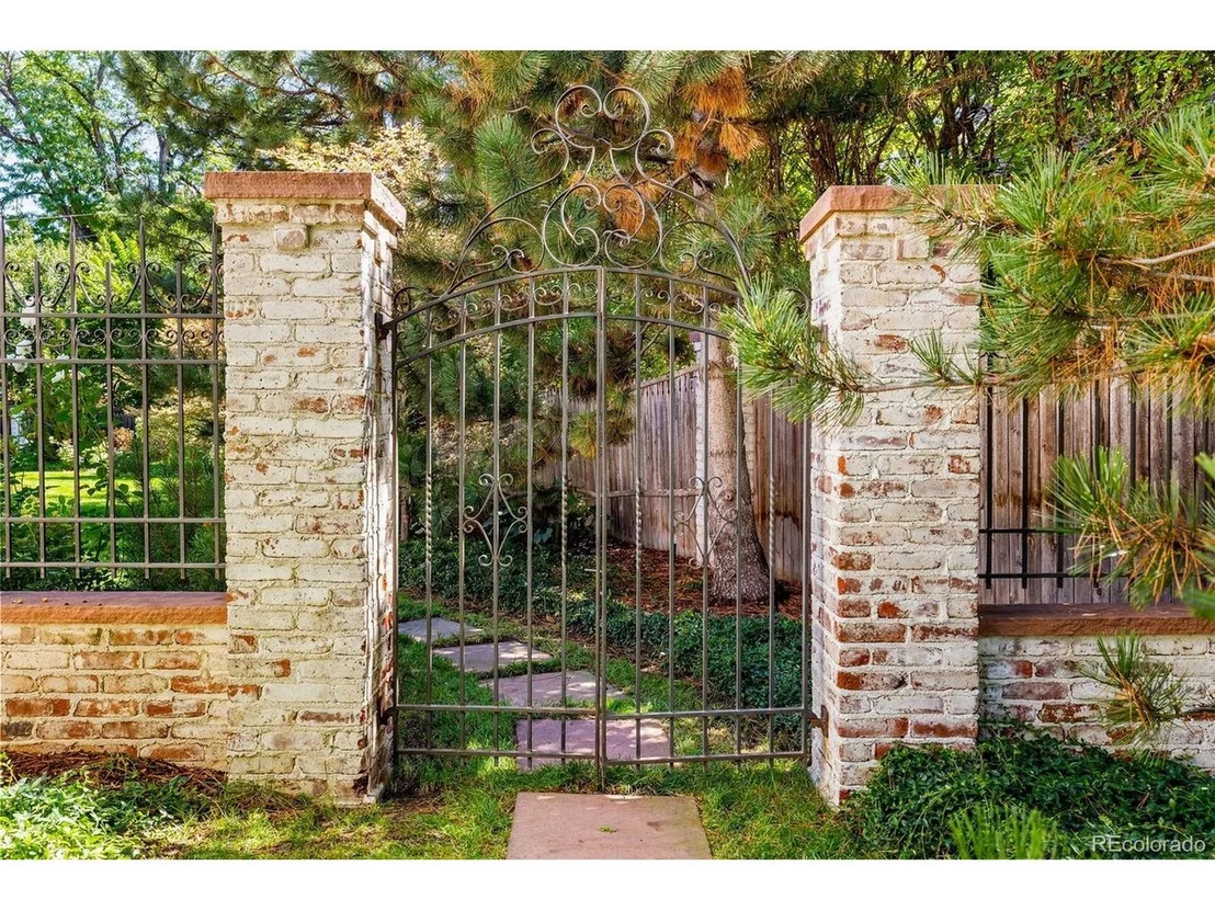 Photo of 310 Jersey St