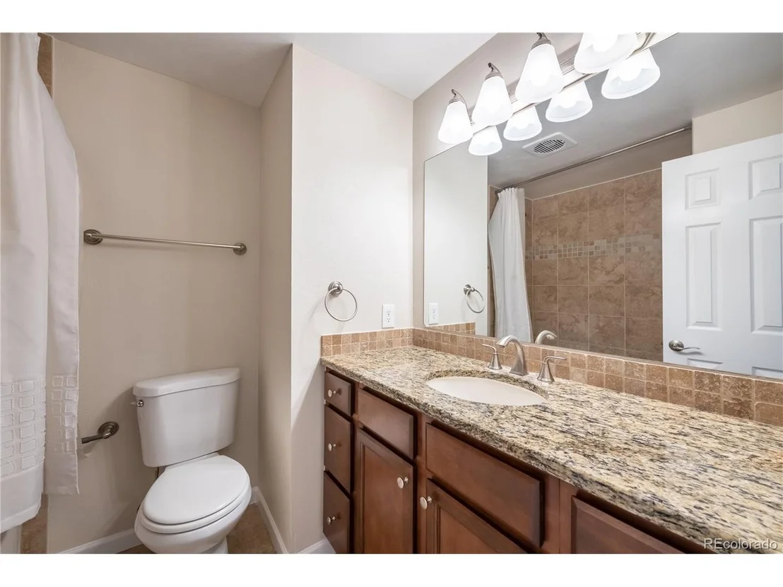 Photo of 805 Opal Way