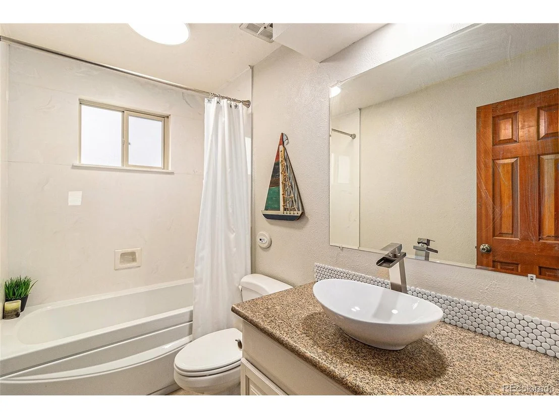 Photo of 8644 W 84th Cir