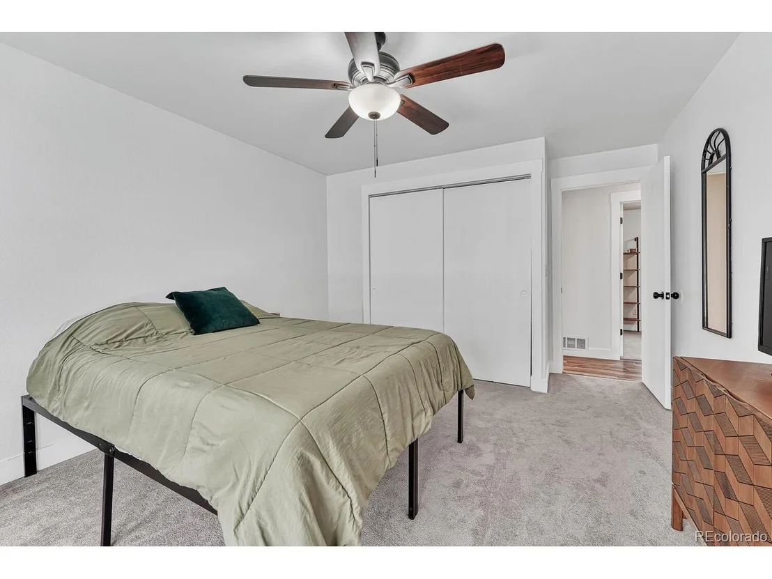 Photo of 10647 Kipling Way