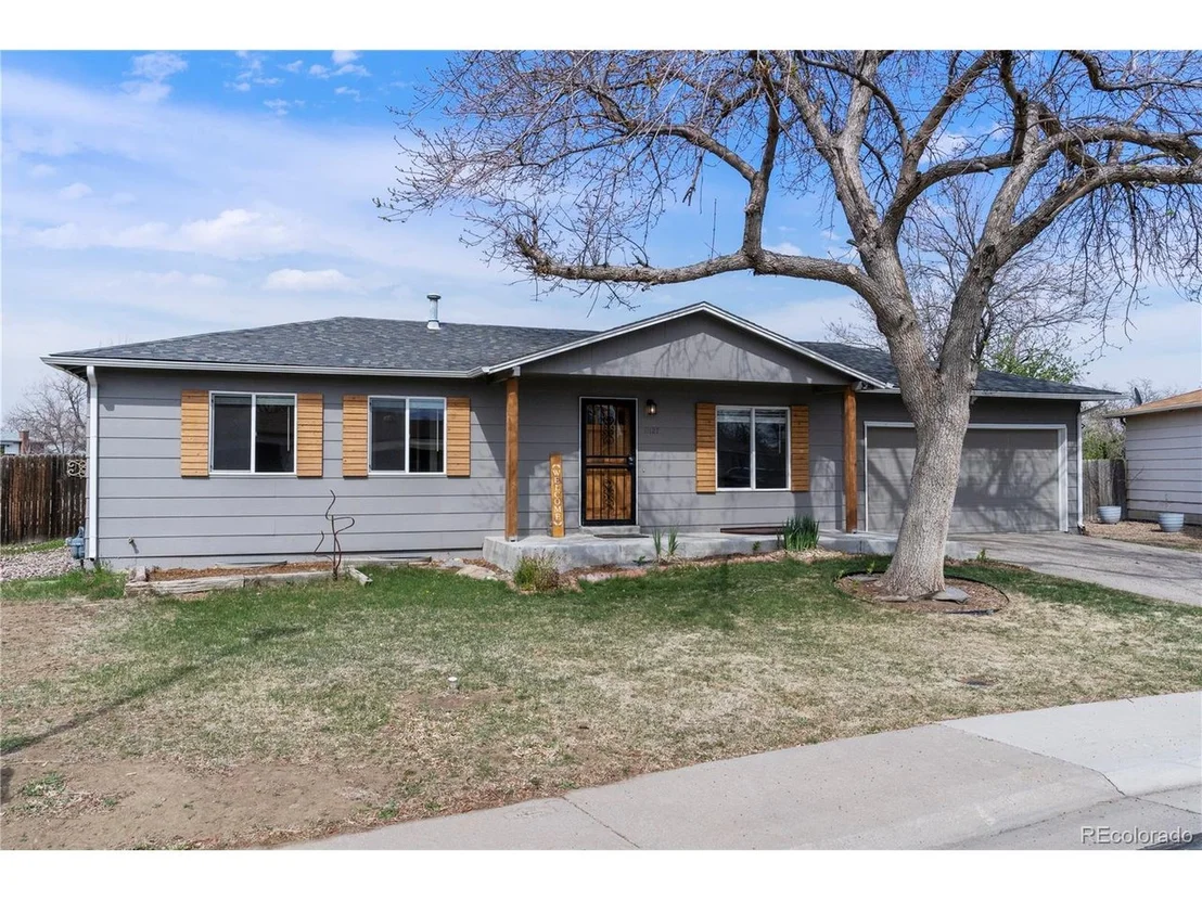 Photo of 11127 Clermont Dr