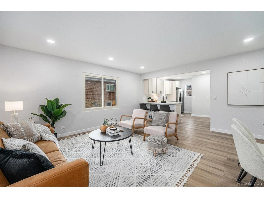 Photo of 5491 Lowell Blvd