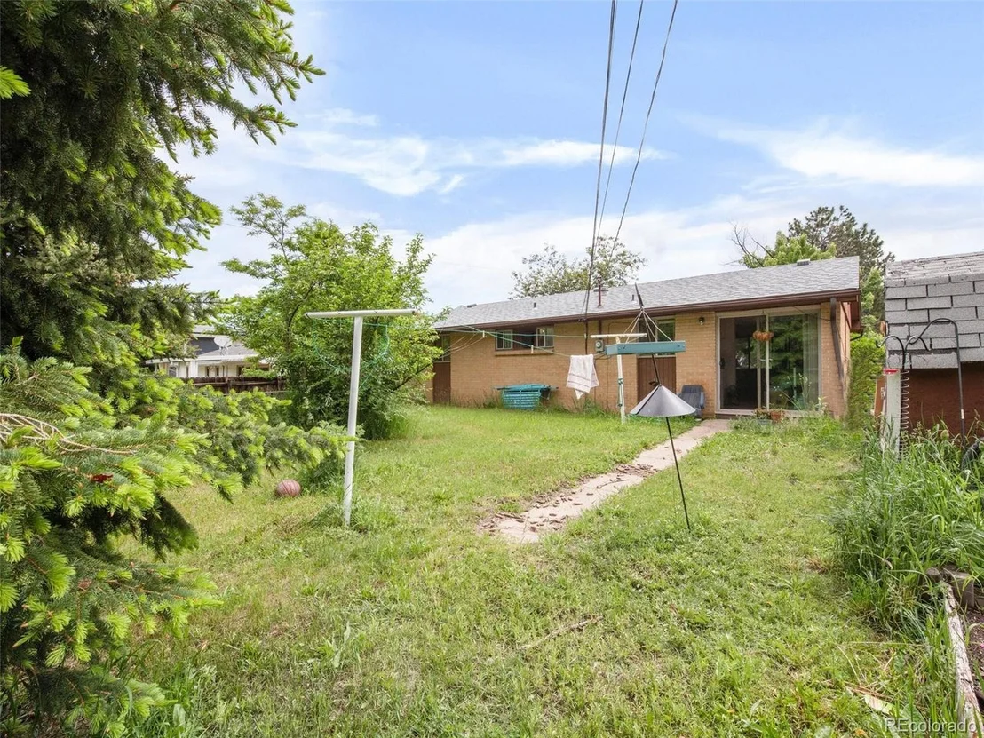 Photo of 1265 Hartford Dr
