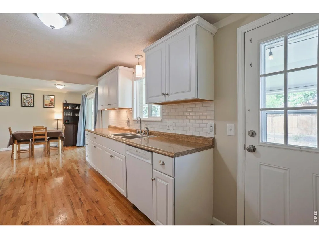 Photo of 1251 Sumner St