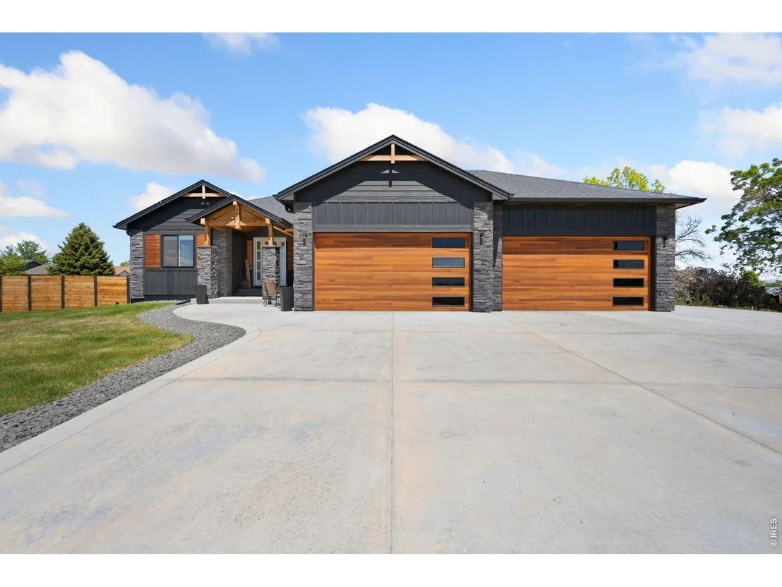 Photo of 740 W County Road 10 E