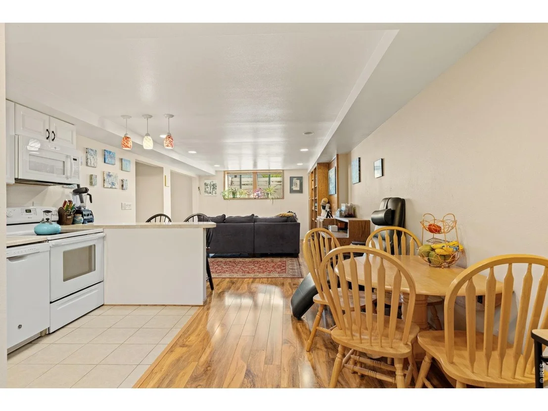 Photo of 7598 Estate Cir