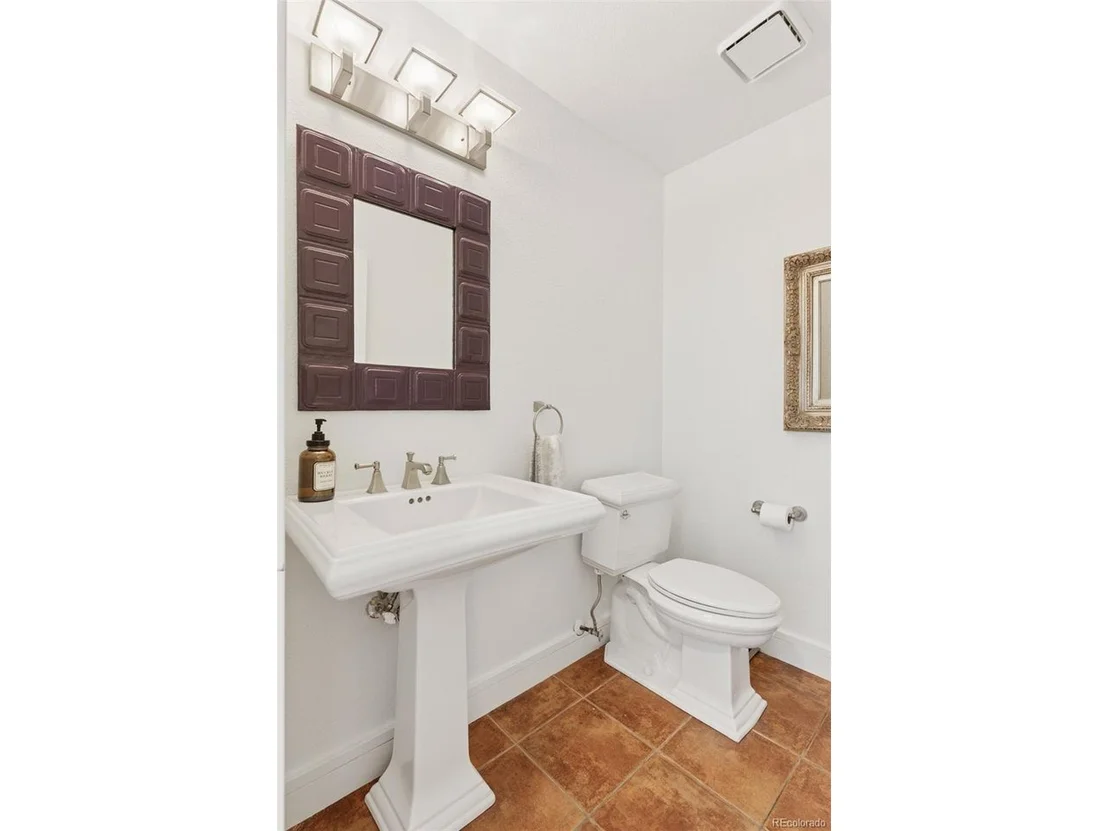 Photo of 6128 Songbird Cir