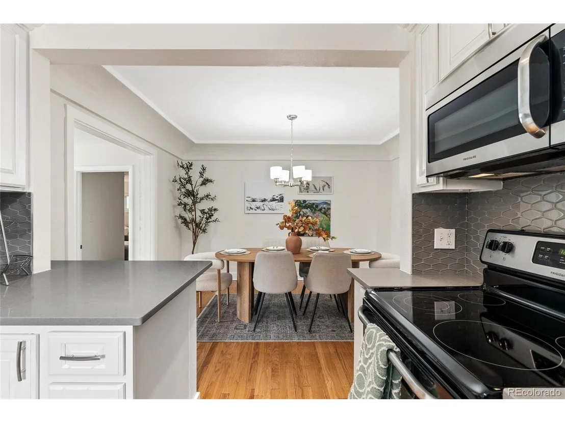 Photo of 1263 Elm St