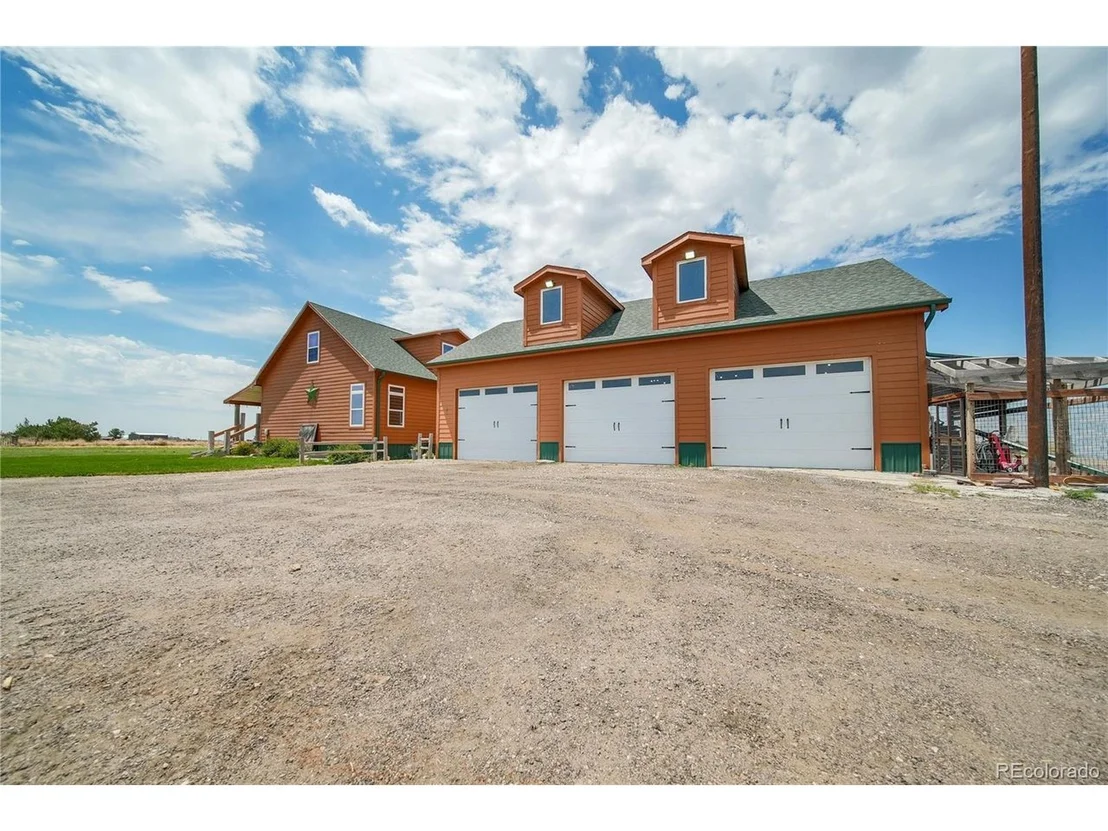 Photo of 8593 Highway 52