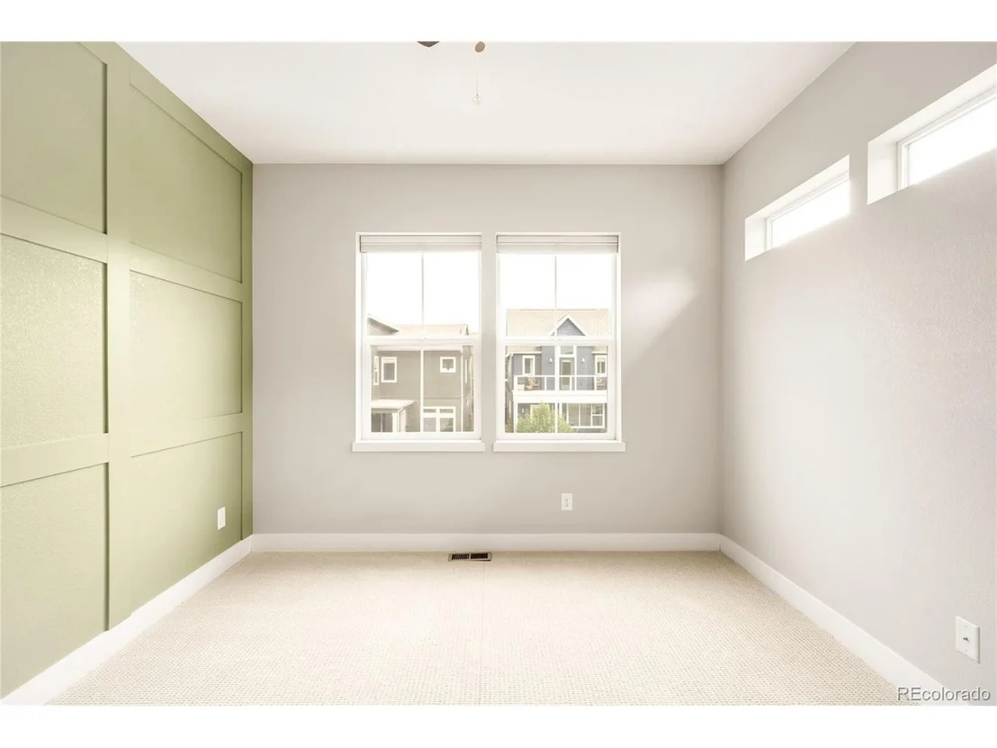 Photo of 6660 Warren Dr