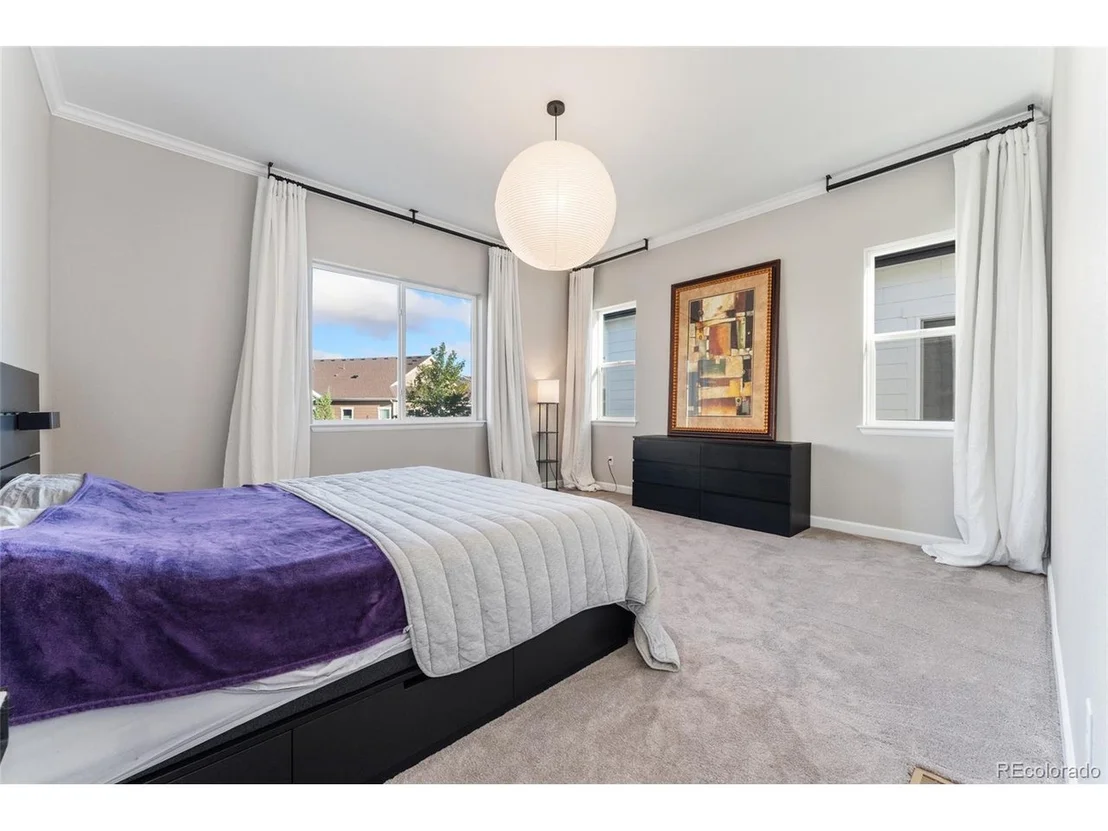 Photo of 6069 Long Branch Dr