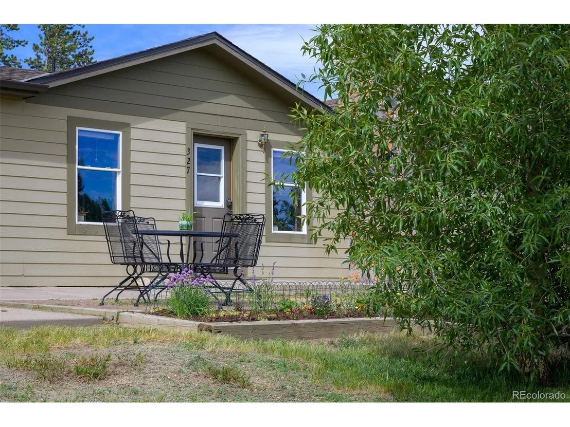 Photo of 327 County Road 5212
