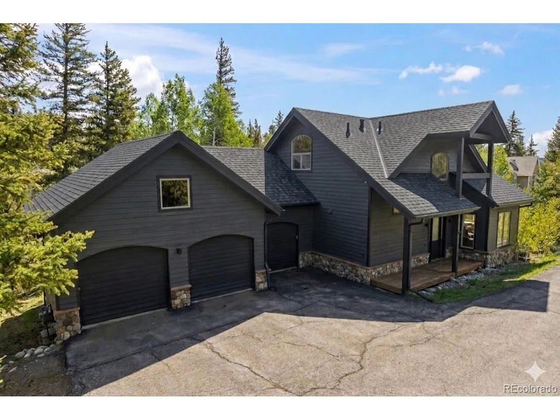 Photo of 162 High Meadow Dr