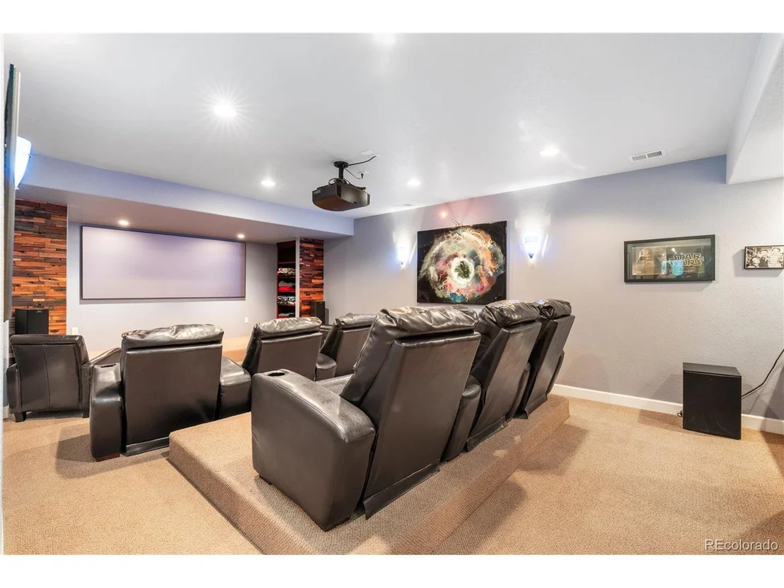 Photo of 7723 Devinney Ct