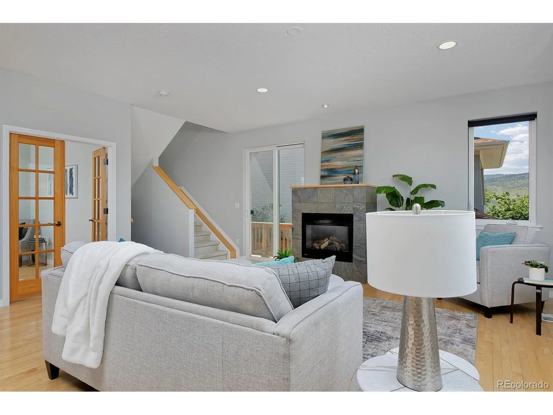 Photo of 645 1st Ave