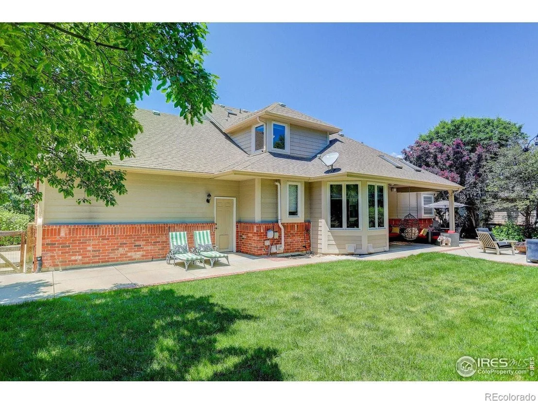 Photo of 2130 Parkview Dr