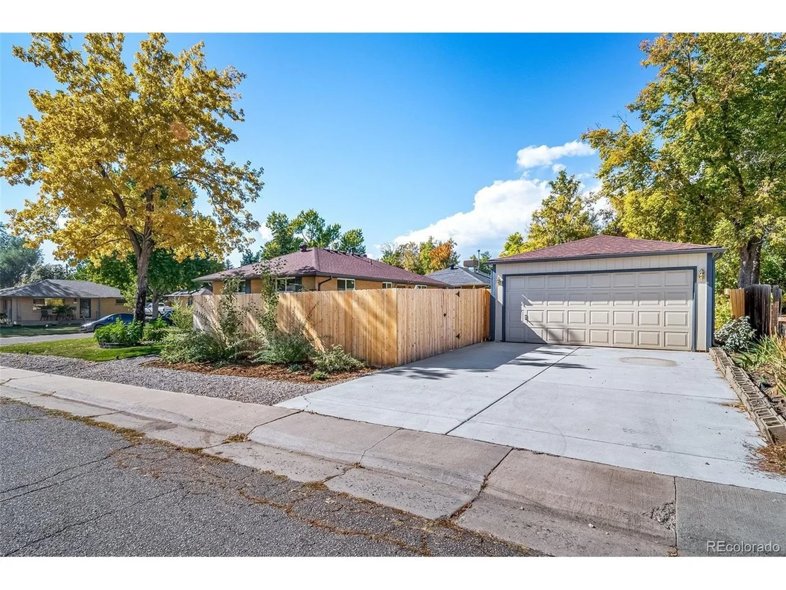 Photo of 7103 W 67th Pl