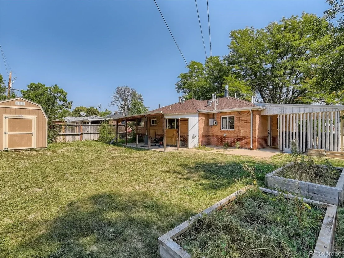 Photo of 9221 High St