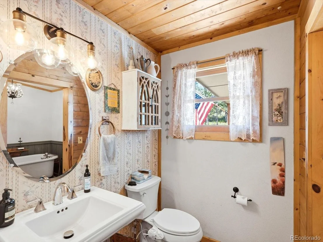 Photo of 277 Timbertop Rd