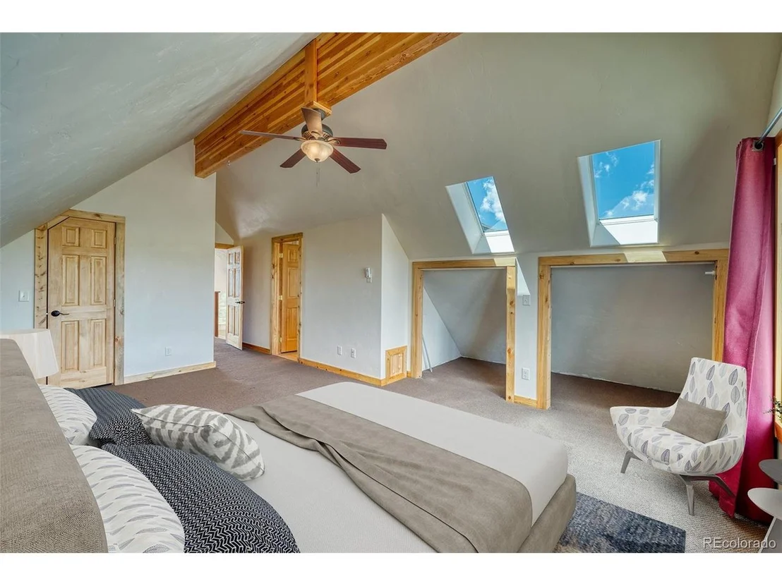 Photo of 768 Loop Rd