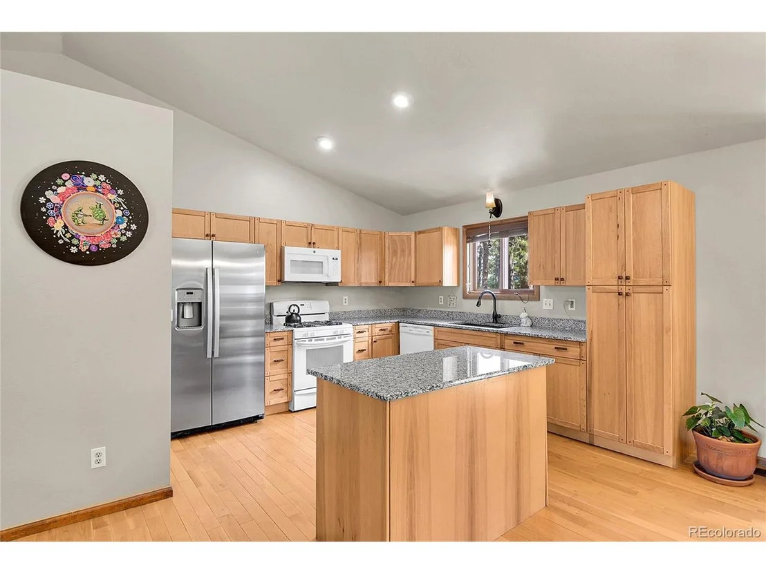 Photo of 30400 Hilltop Dr