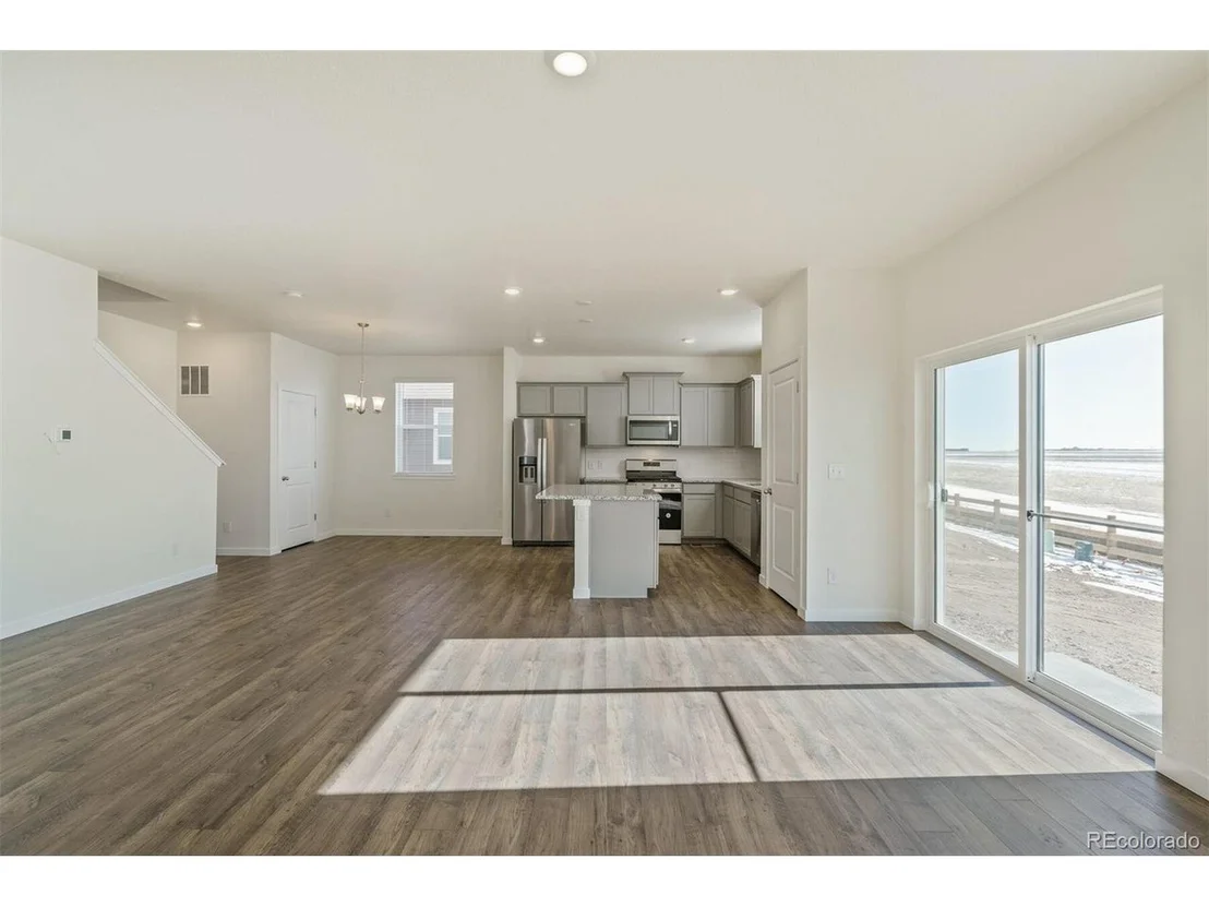 Photo of 907 London Way