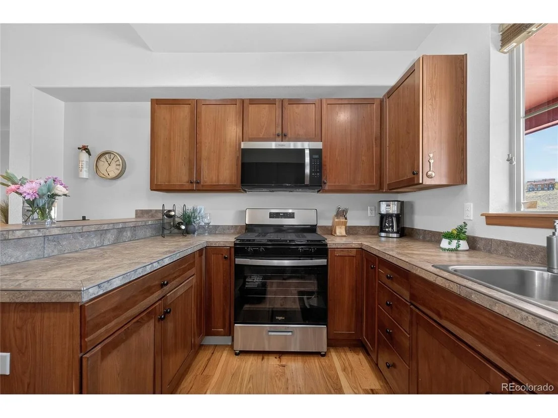 Photo of 150 Fairview Ln