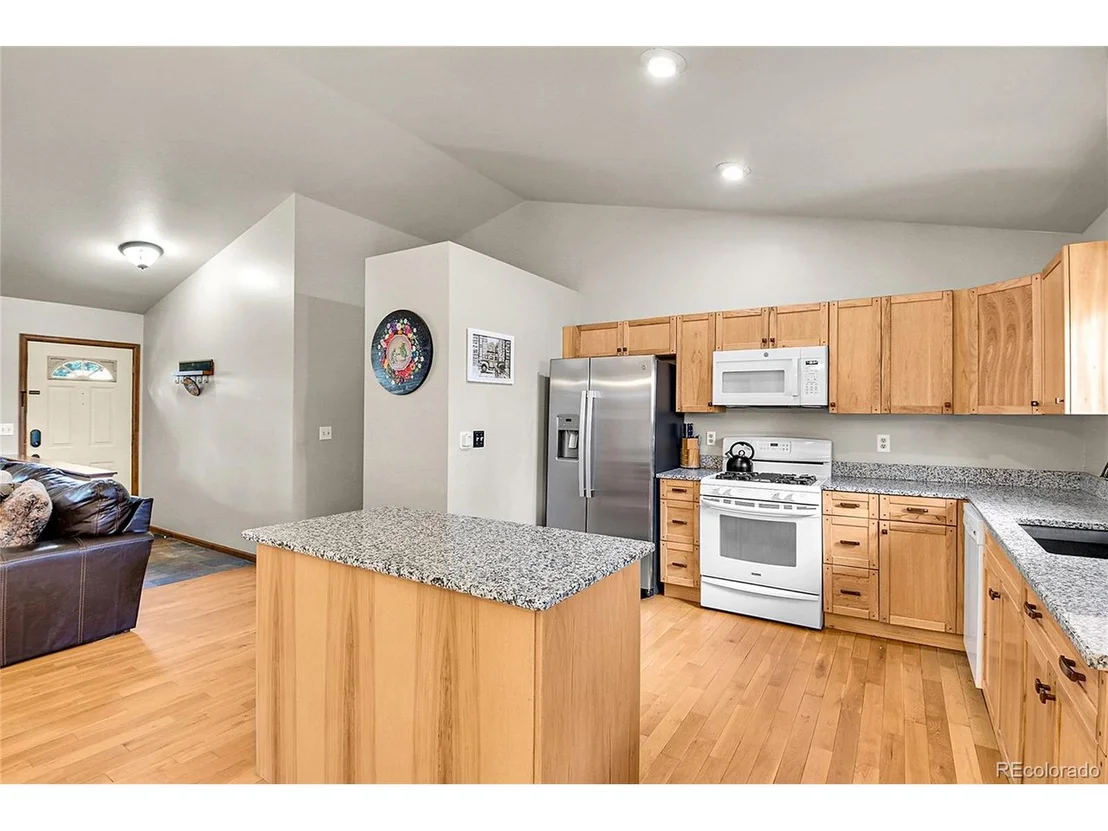 Photo of 30400 Hilltop Dr