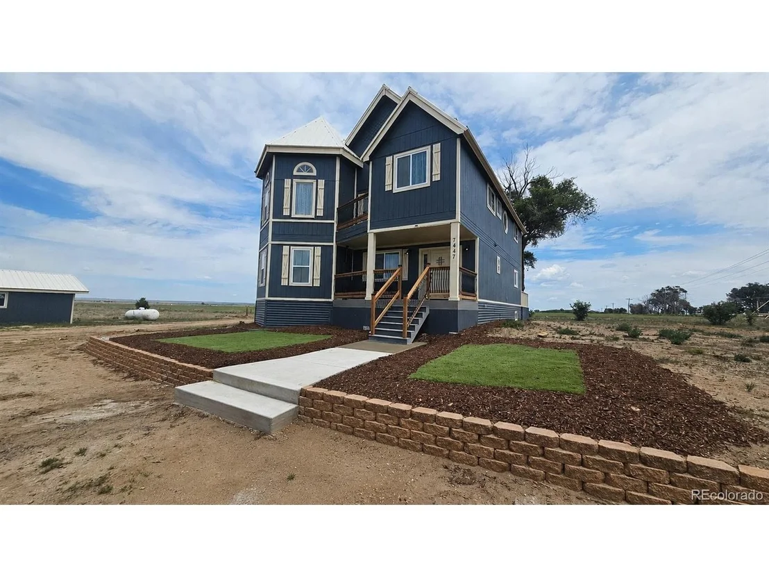 Photo of 7447 County Road U