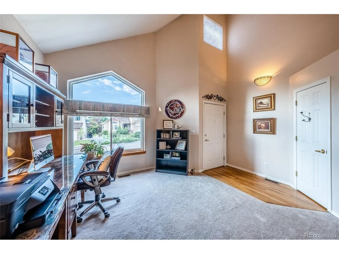 Photo of 210 Monarch Trl