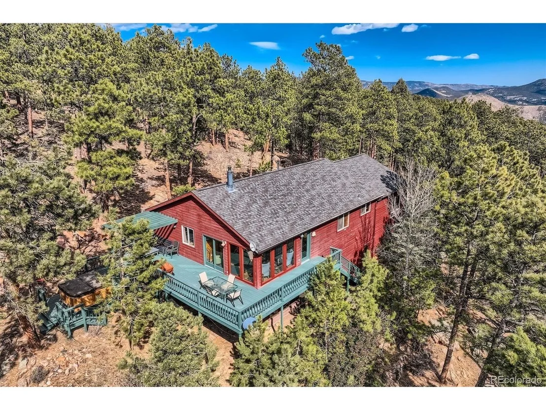 Photo of 421 Holmes Gulch Rd