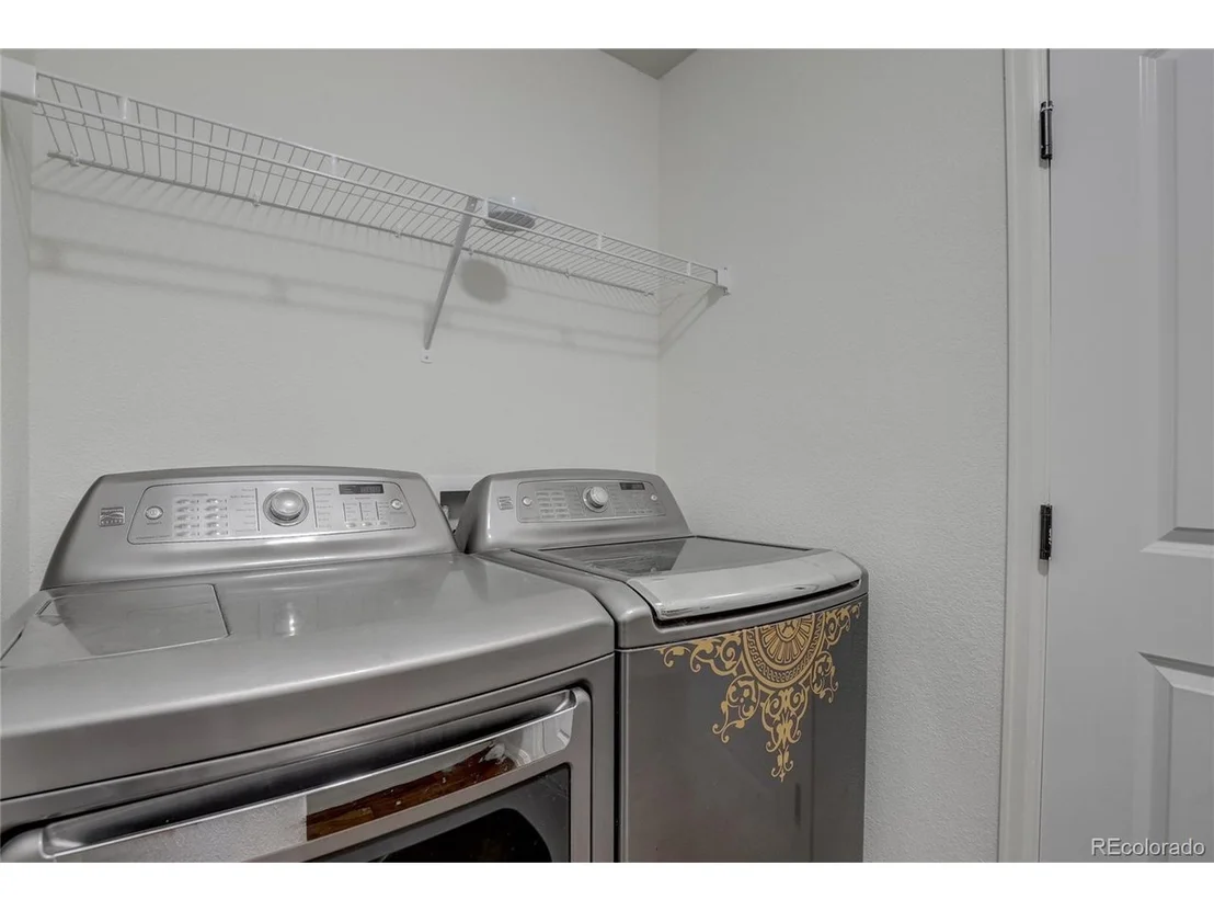 Photo of 988 Axis Dr