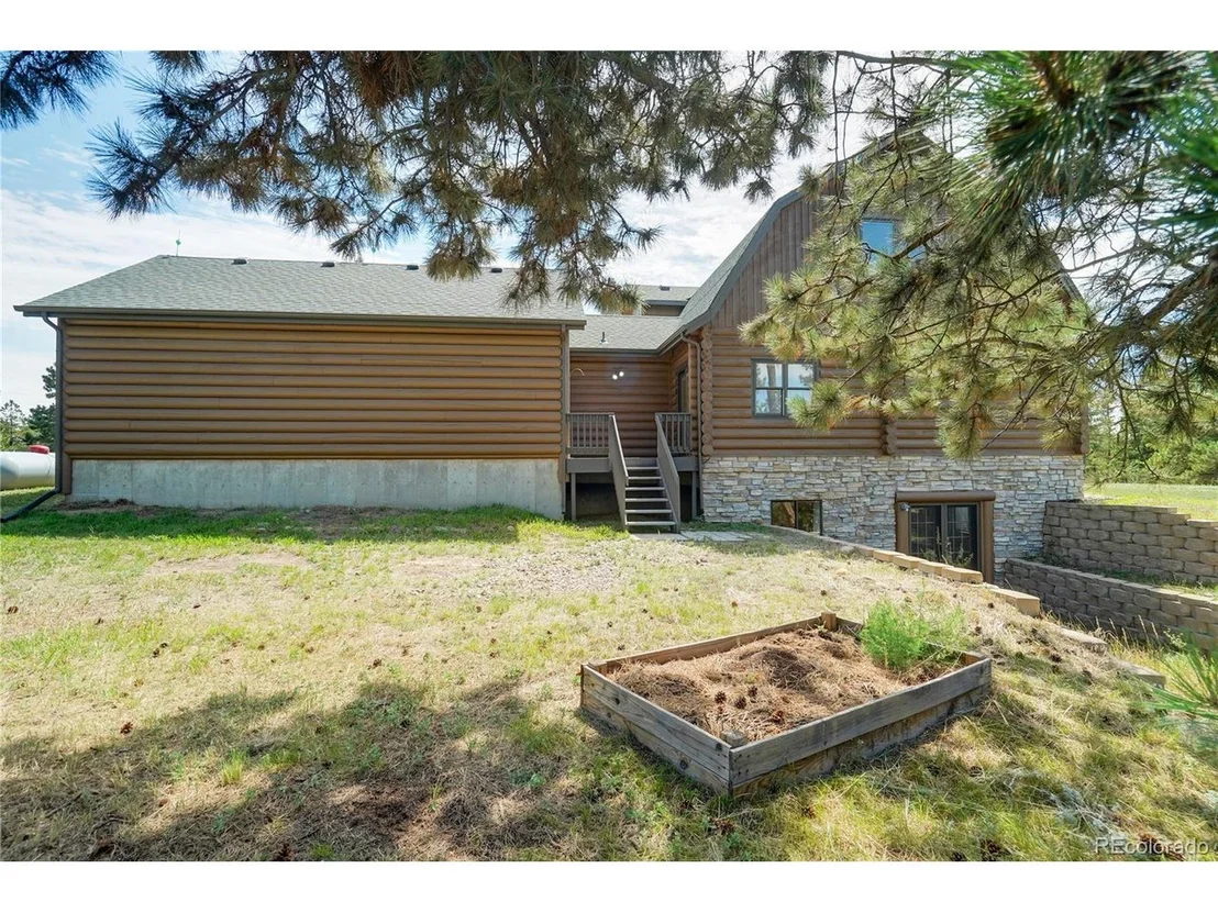 Photo of 18820 Saddle Blanket Ln