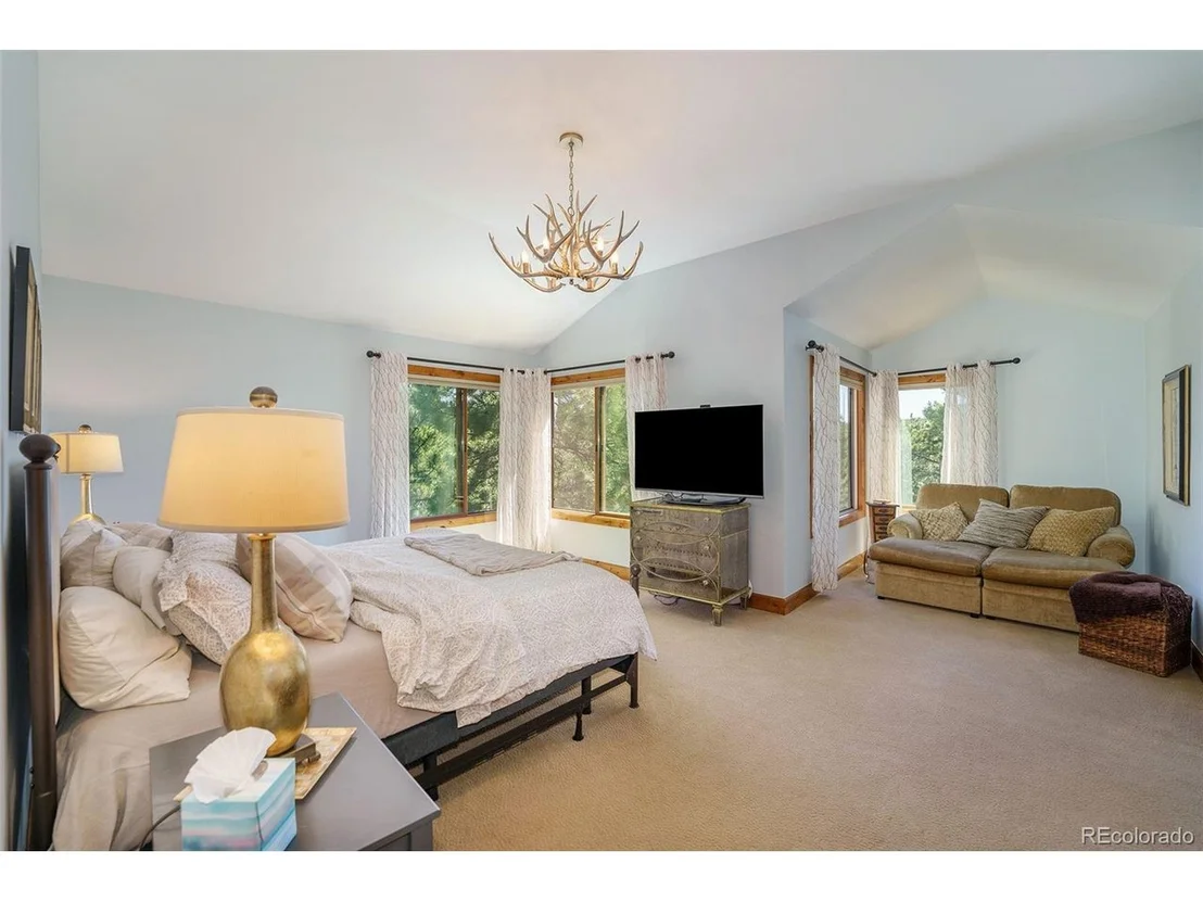 Photo of 2977 Keystone Dr