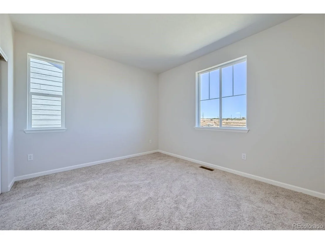 Photo of 1313 Brookfield Pl
