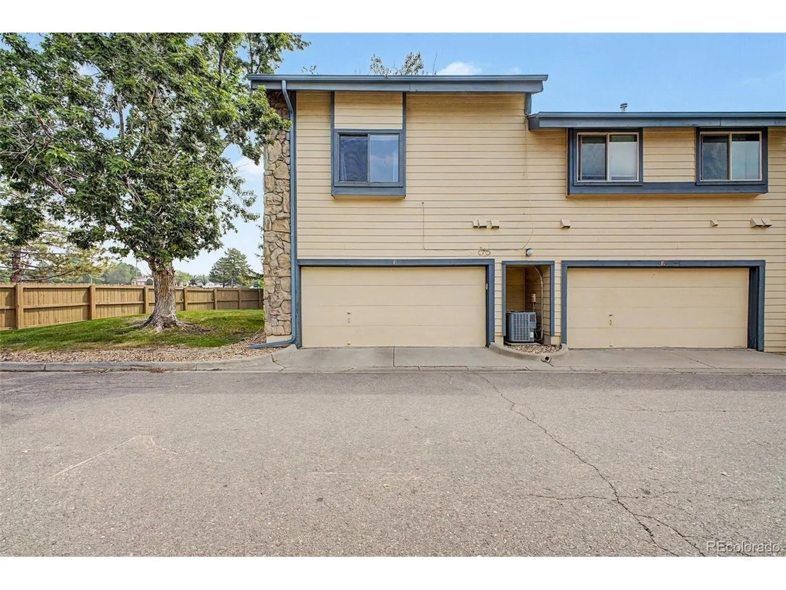 Photo of Unit F at 8790 Allison Dr