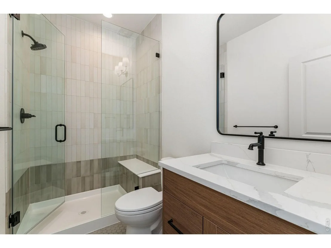 Photo of 832 Clydesdale Dr