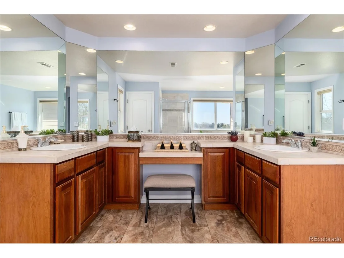 Photo of 4628 Meadowlark Dr
