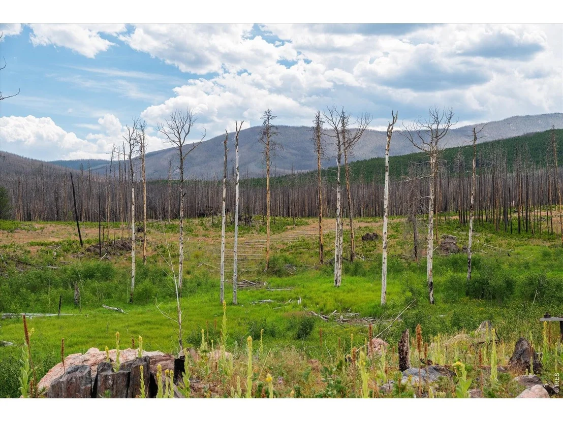 Photo of 529 Quartz Rd
