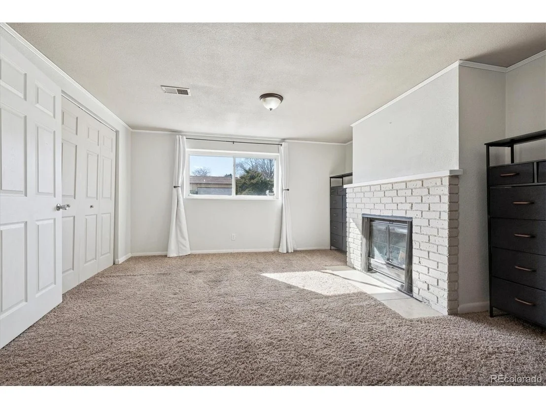 Photo of 219 Dianna Dr