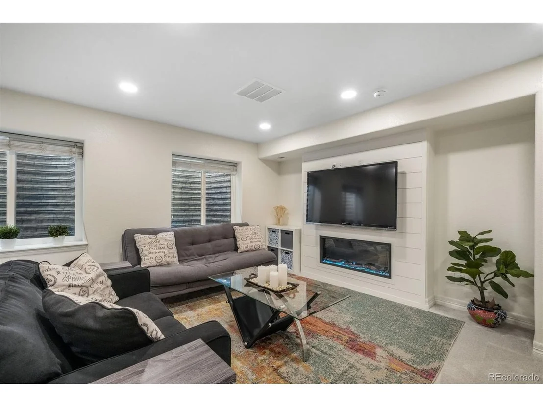 Photo of 761 Tailings Dr