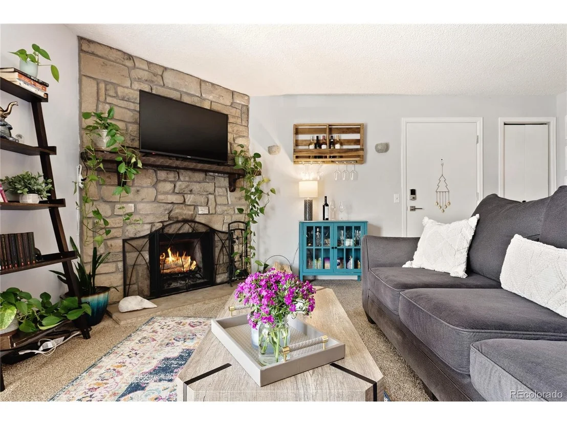 Photo of Unit 204 at 209 Wright St