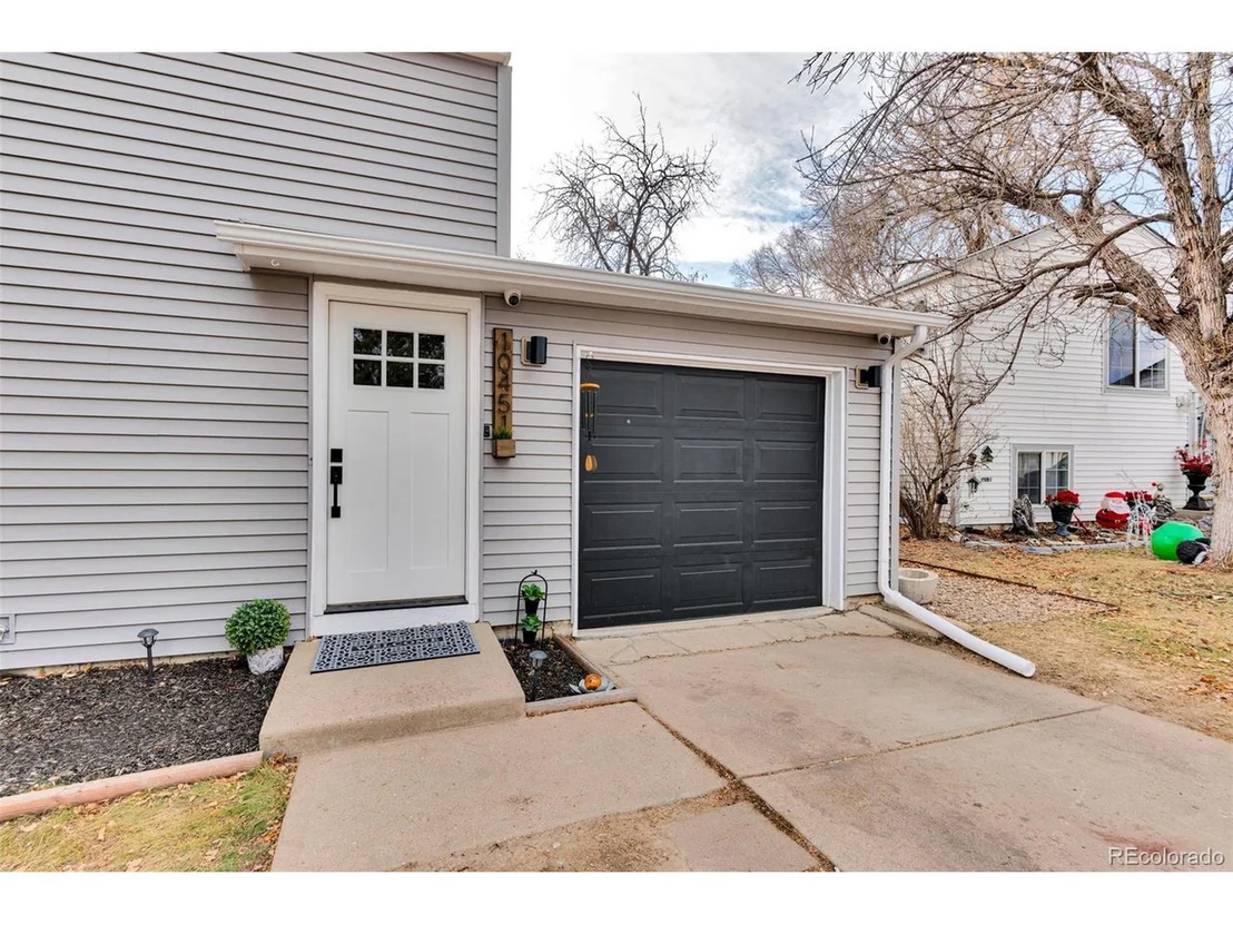 Photo of 10451 Independence Cir